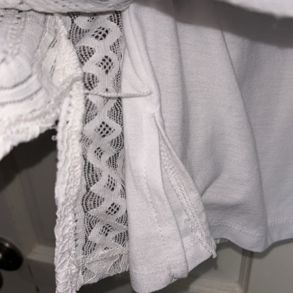 EC JM Collection women’s white blouse Petite RN 114068lace texture overlay look - Picture 8 of 9